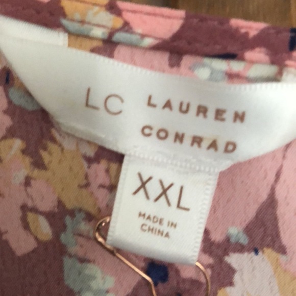 NWT! - Lauren Conrad Tiered Wrap Dress size XXL 😽 - Picture 5 of 10